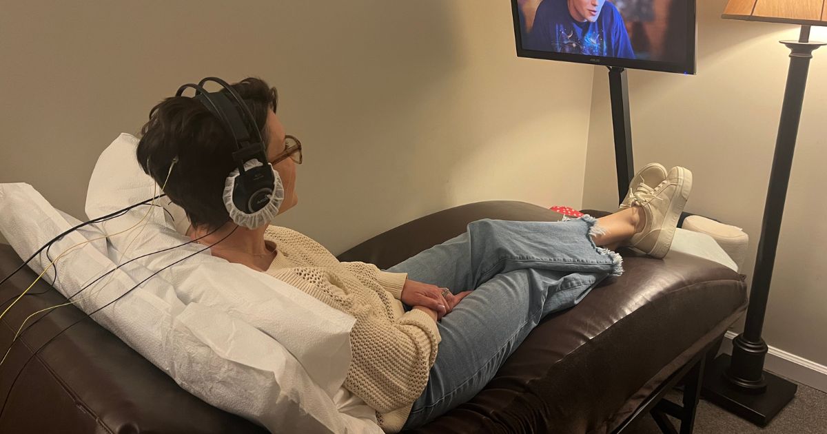 Neurofeedback Retraining Neurofeedback: Retraining the Brain’s Wiring